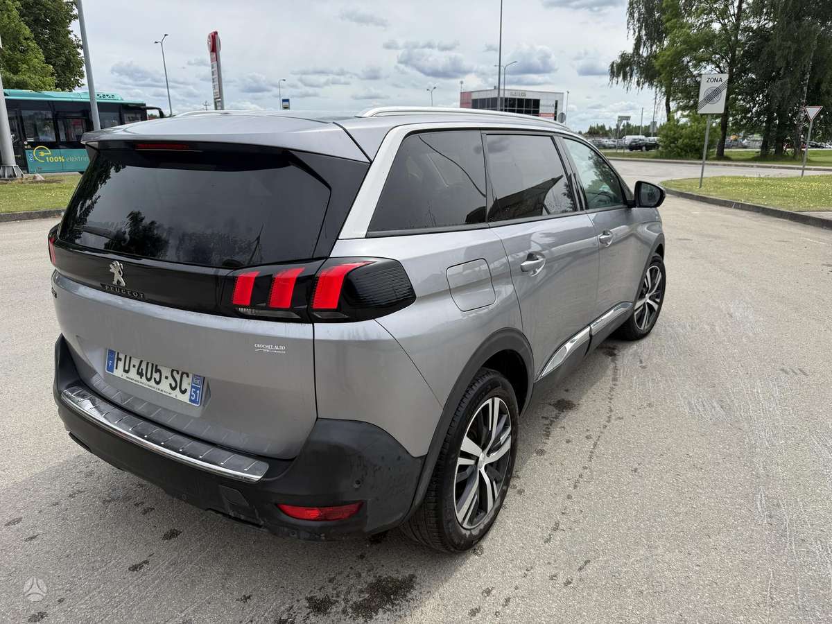 Peugeot 5008 - 6