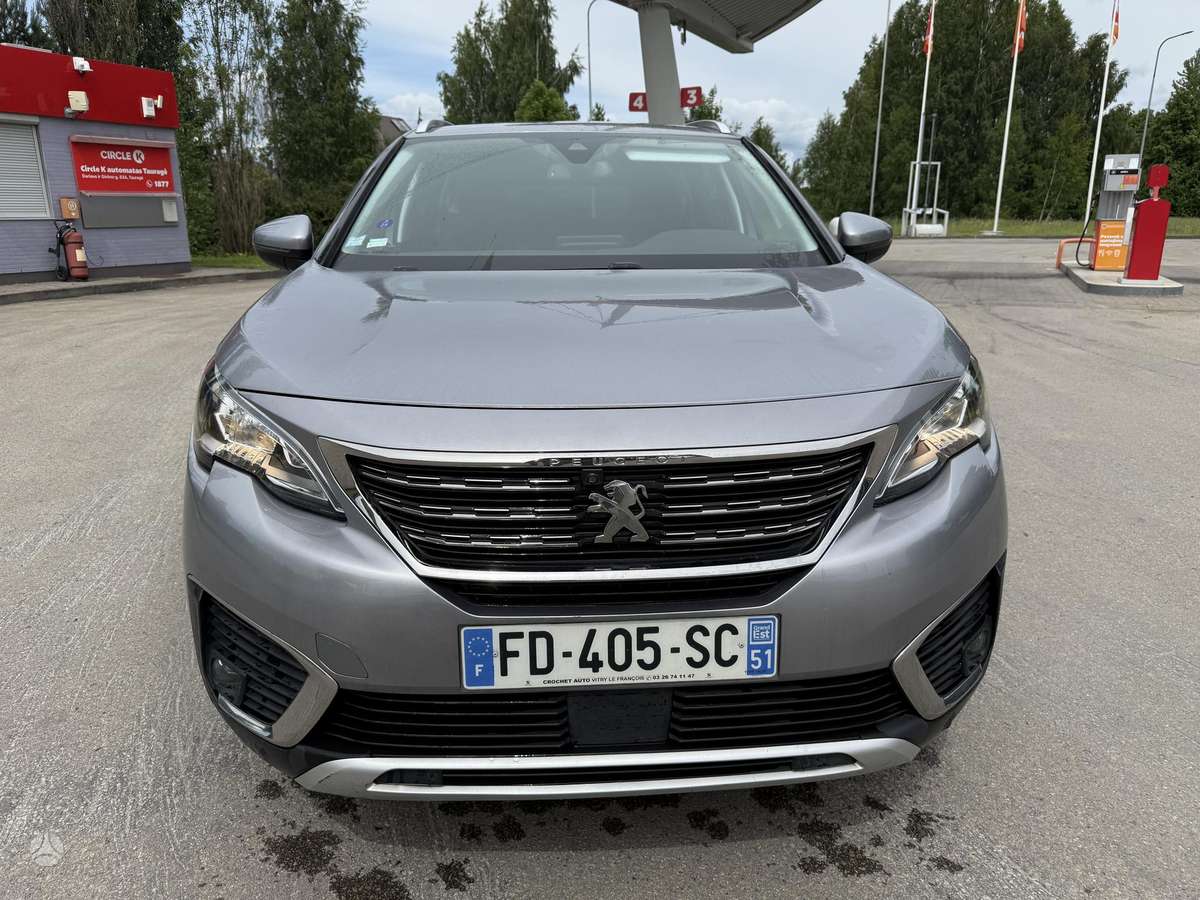 Peugeot 5008 - 10