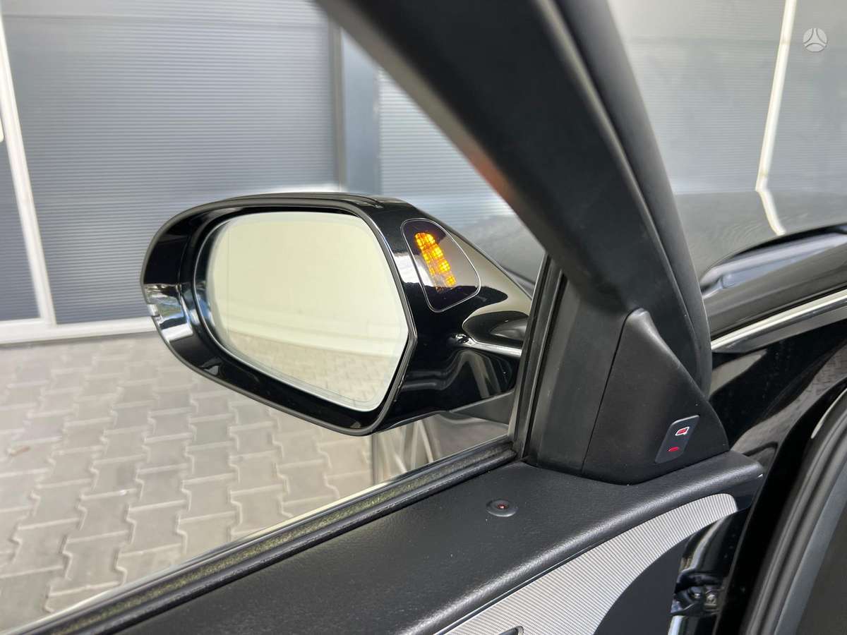 Audi A6, 3.0 l., Седан