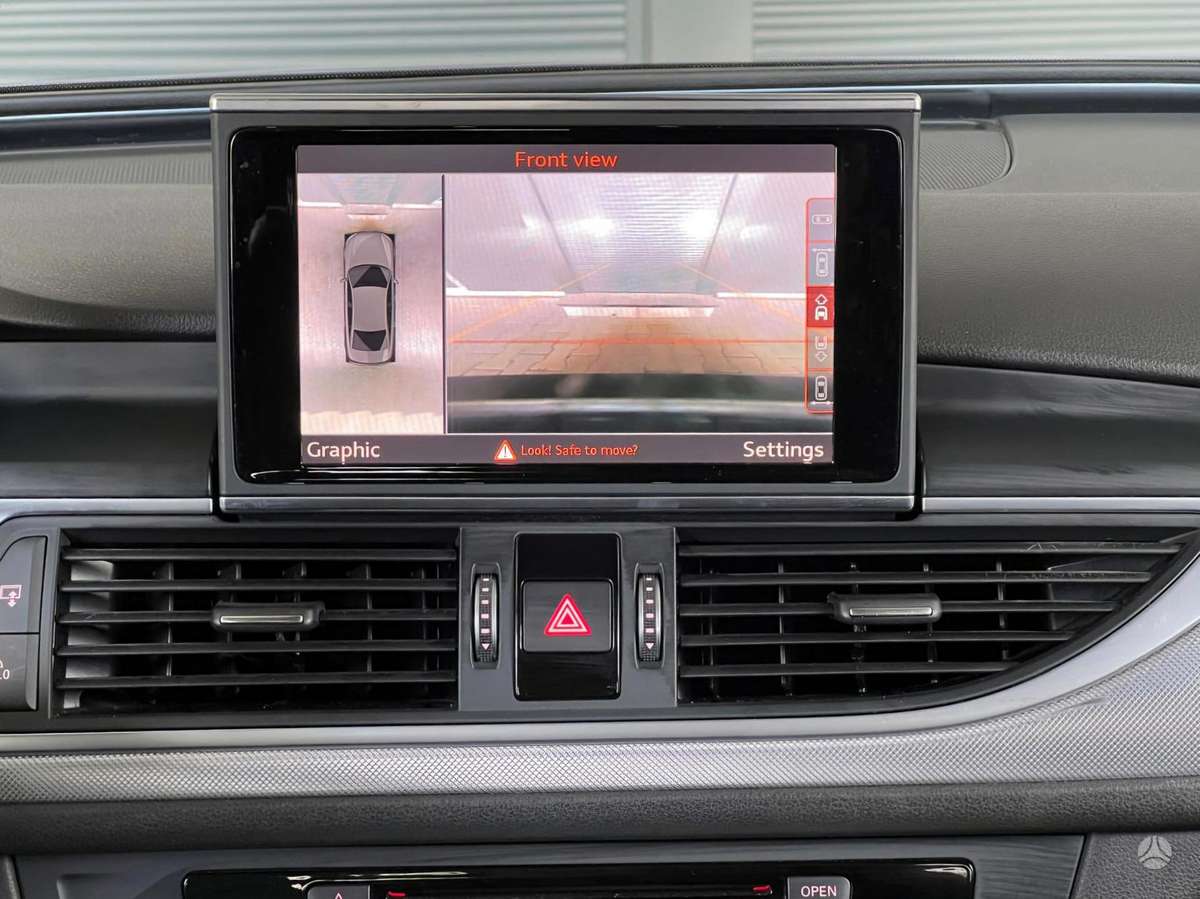 Audi A6, 3.0 l., Седан