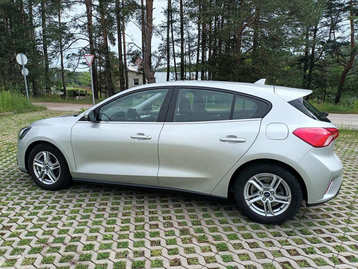 Ford Focus, 1.5 l., Хэтчбек