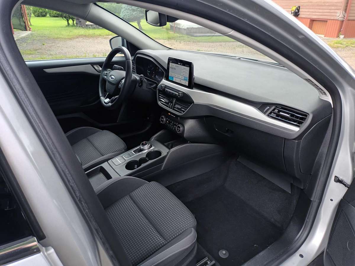 Ford Focus, 1.5 l., Хэтчбек