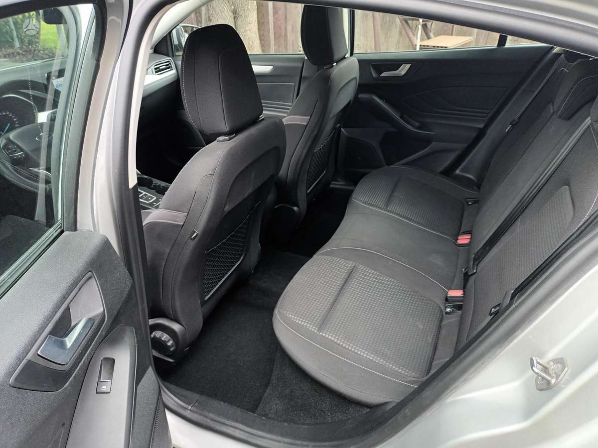 Ford Focus, 1.5 l., Хэтчбек