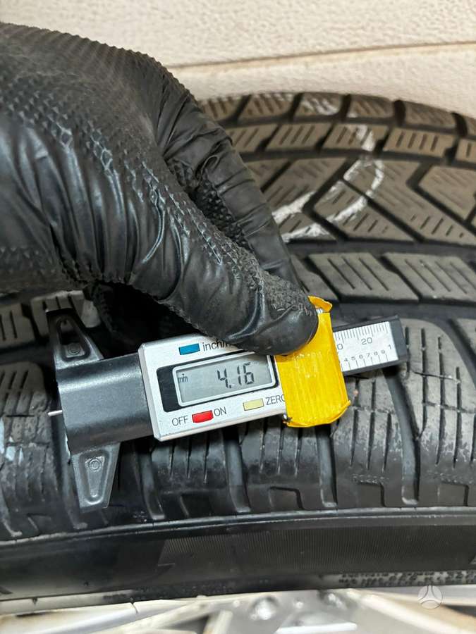 Vossen Replica, lengvojo lydinio, R20