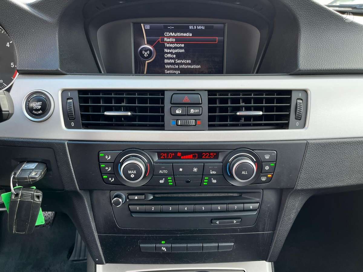 BMW 320, 2.0 l., Универсал