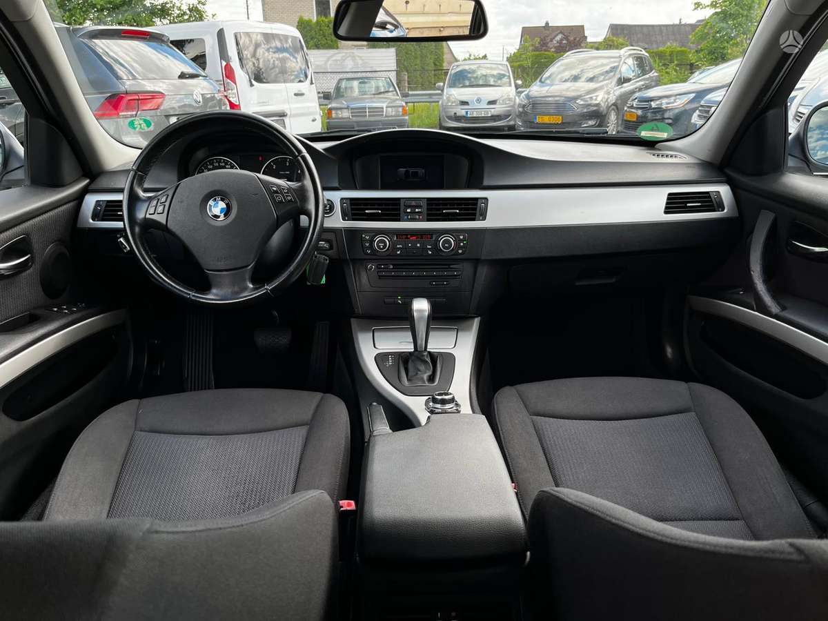 BMW 320, 2.0 l., wagon