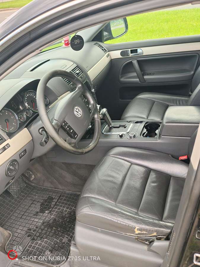 Volkswagen Touareg - 5