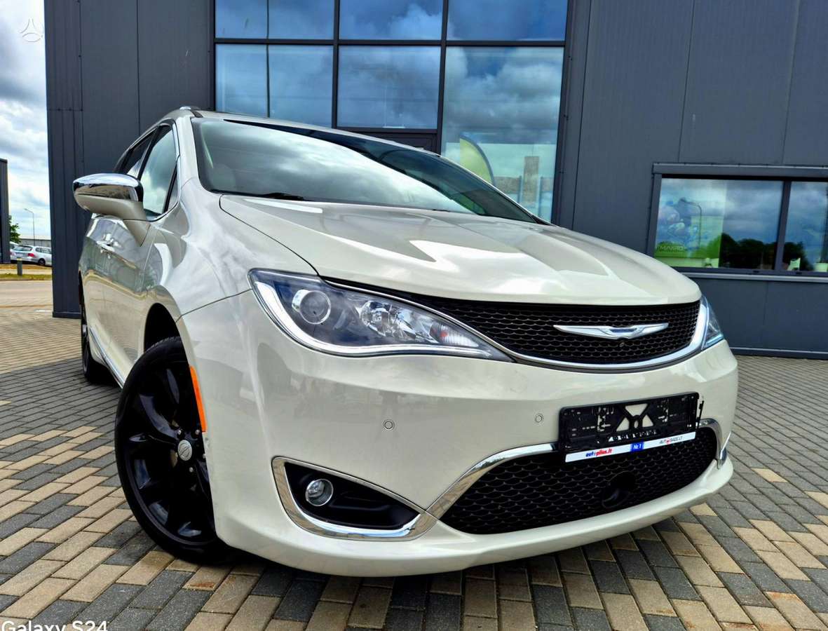 Chrysler Pacifica, 3.6 l., Минивэн