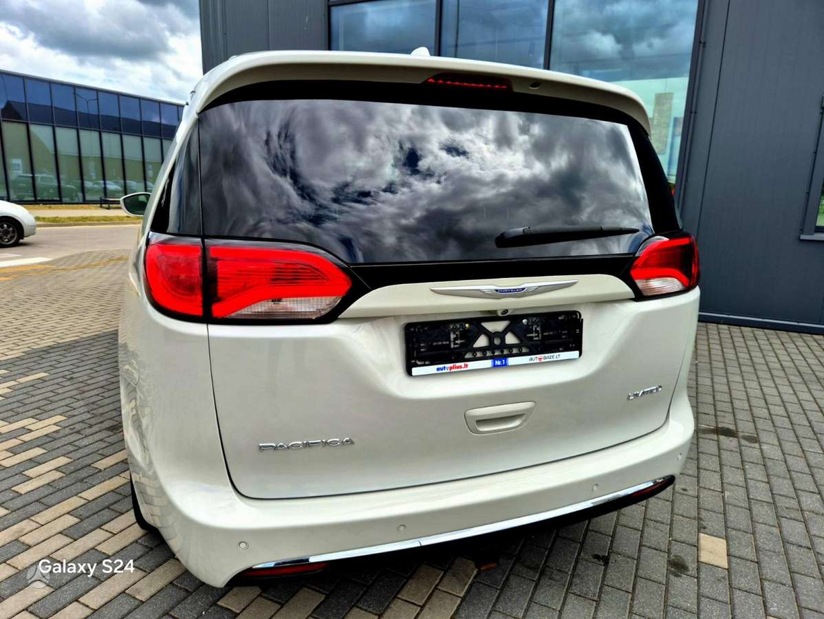 Chrysler Pacifica, 3.6 l., Минивэн