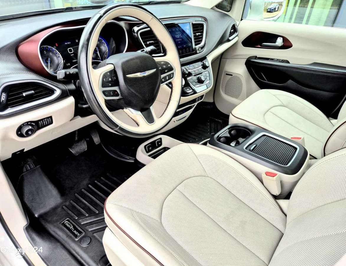 Chrysler Pacifica, 3.6 l., Минивэн