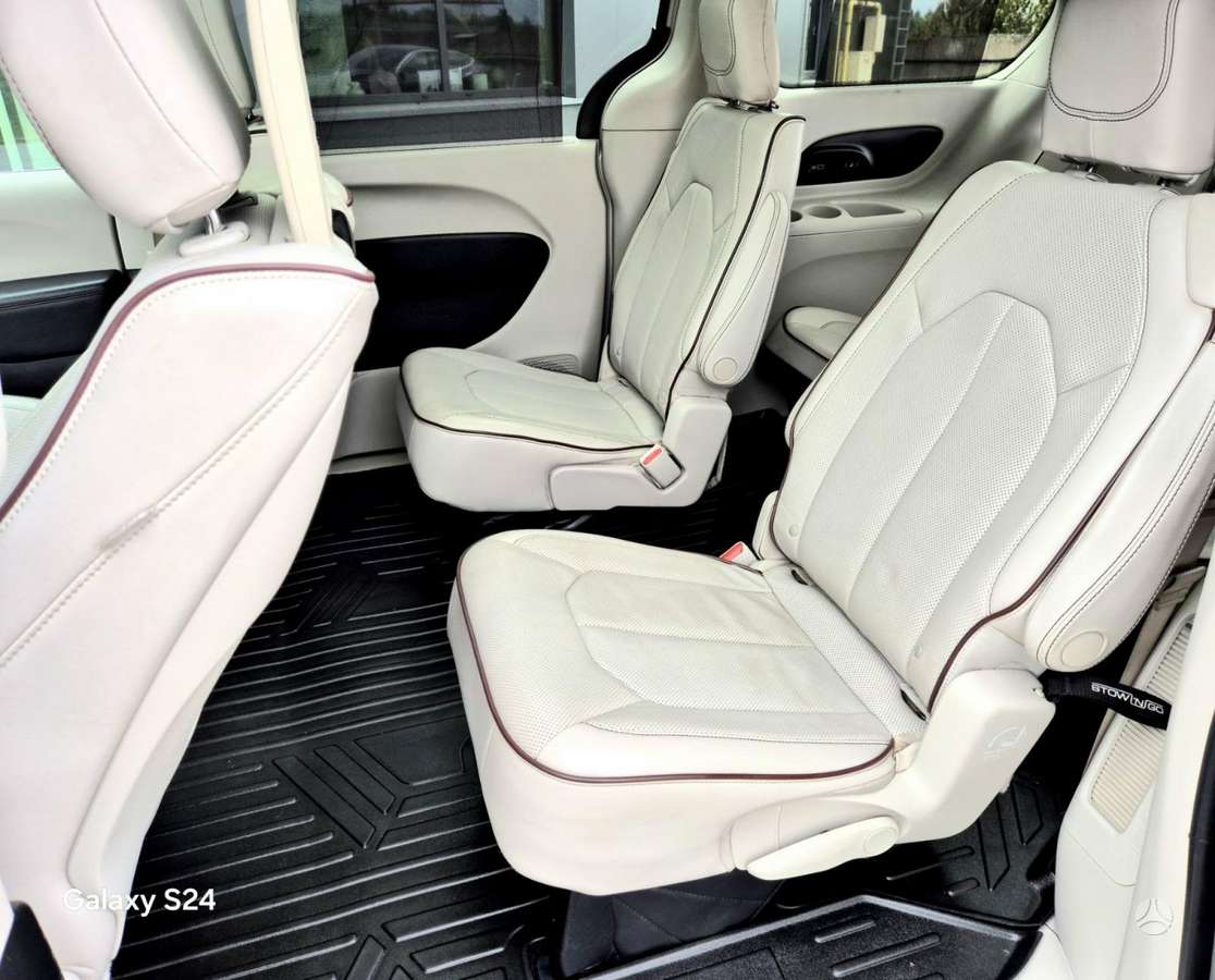 Chrysler Pacifica, 3.6 l., Минивэн