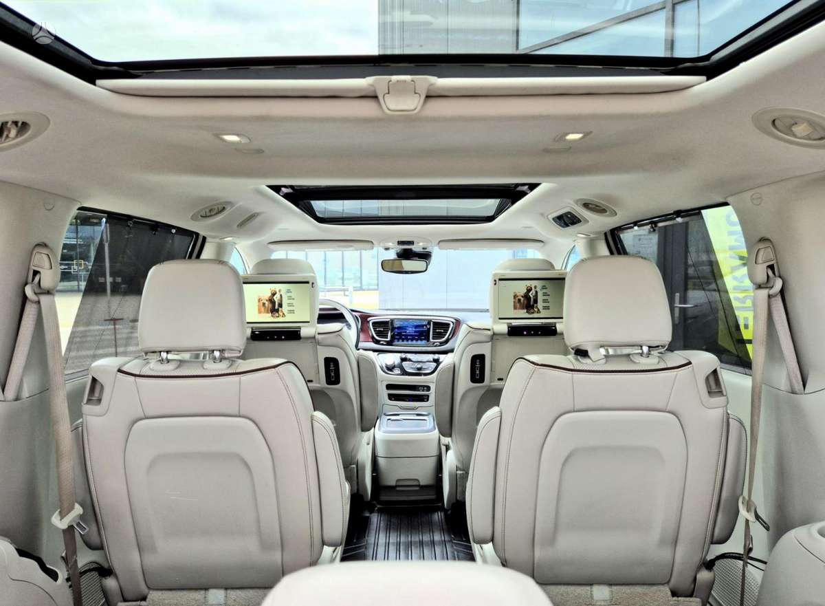 Chrysler Pacifica, 3.6 l., Минивэн