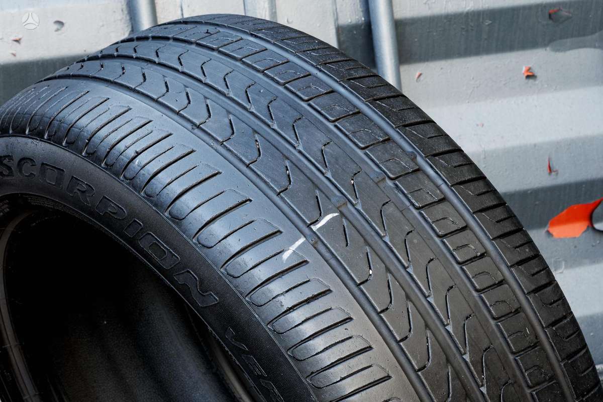 Pirelli Runflat Scorpion Verde (BMW), summer 285/45 R19