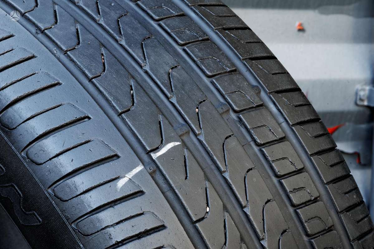 Pirelli Runflat Scorpion Verde (BMW), summer 285/45 R19