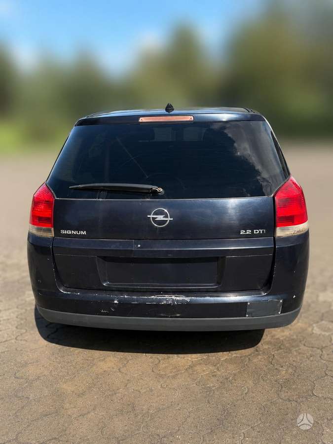 Opel Signum, 2.2 l., Хэтчбек