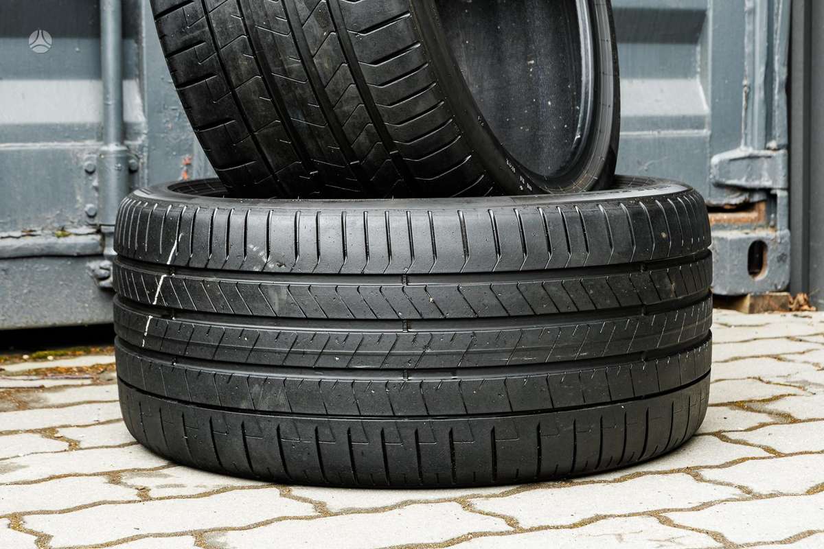 Pirelli P Zero 4, summer 315/35 R22