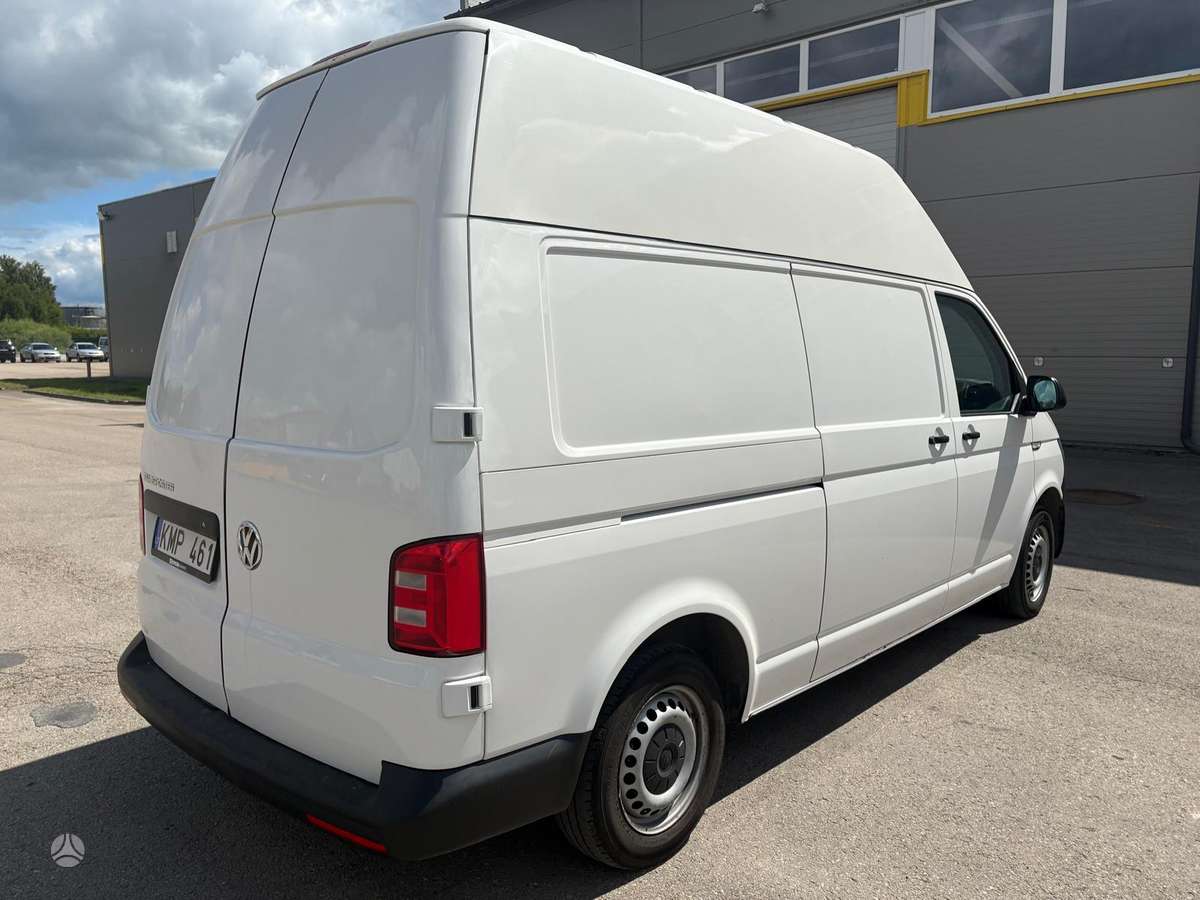Volkswagen Transporter - 7