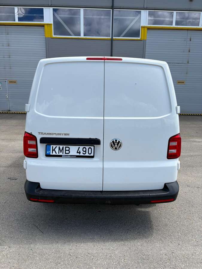 Volkswagen Transporter - 4
