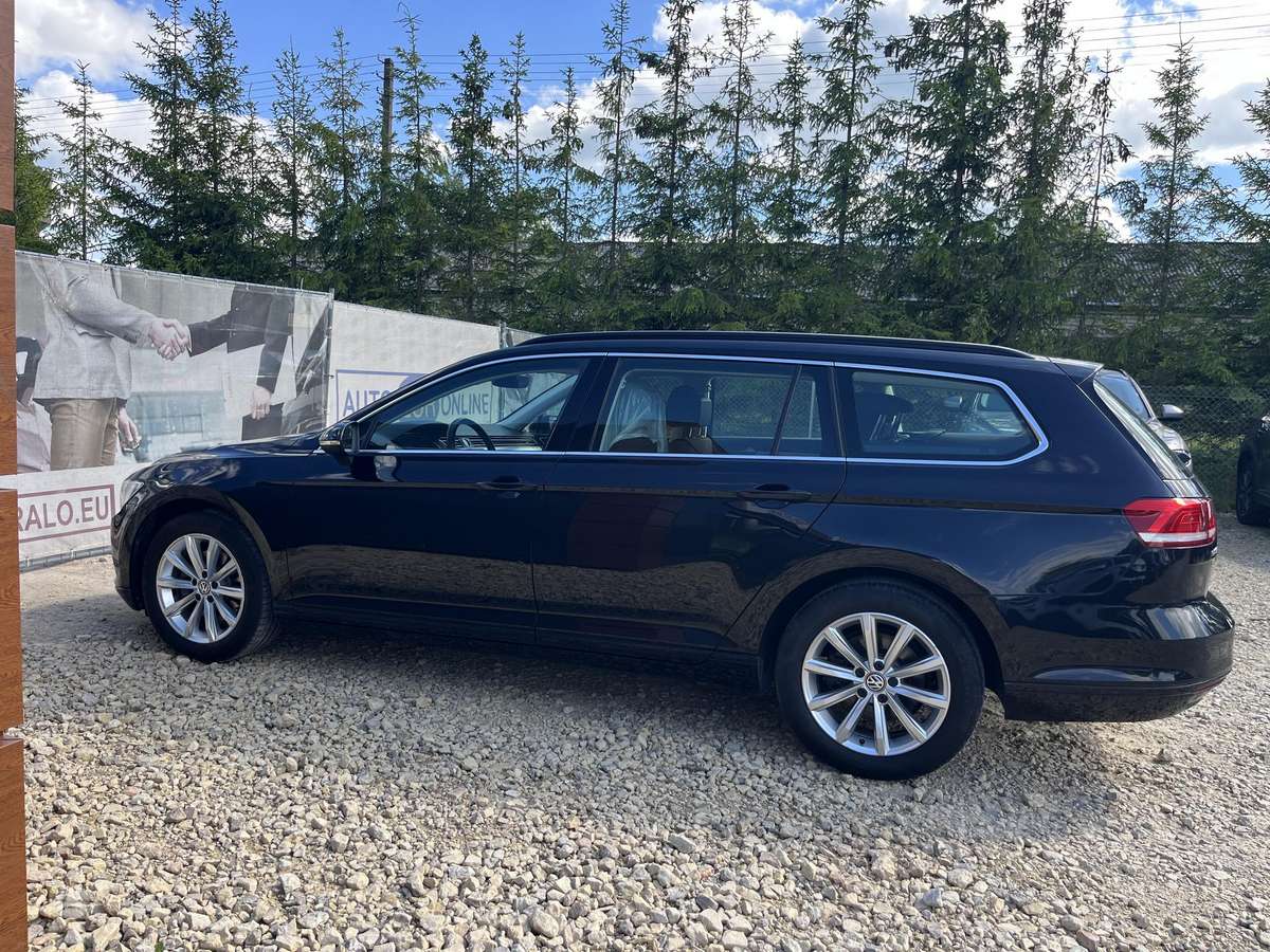 Volkswagen Passat - 5