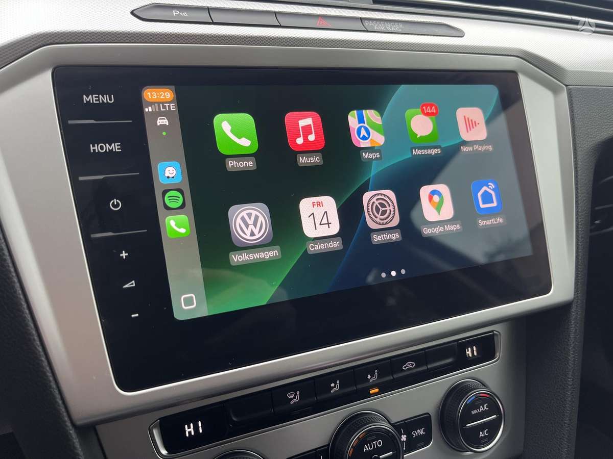 Volkswagen Passat - 11
