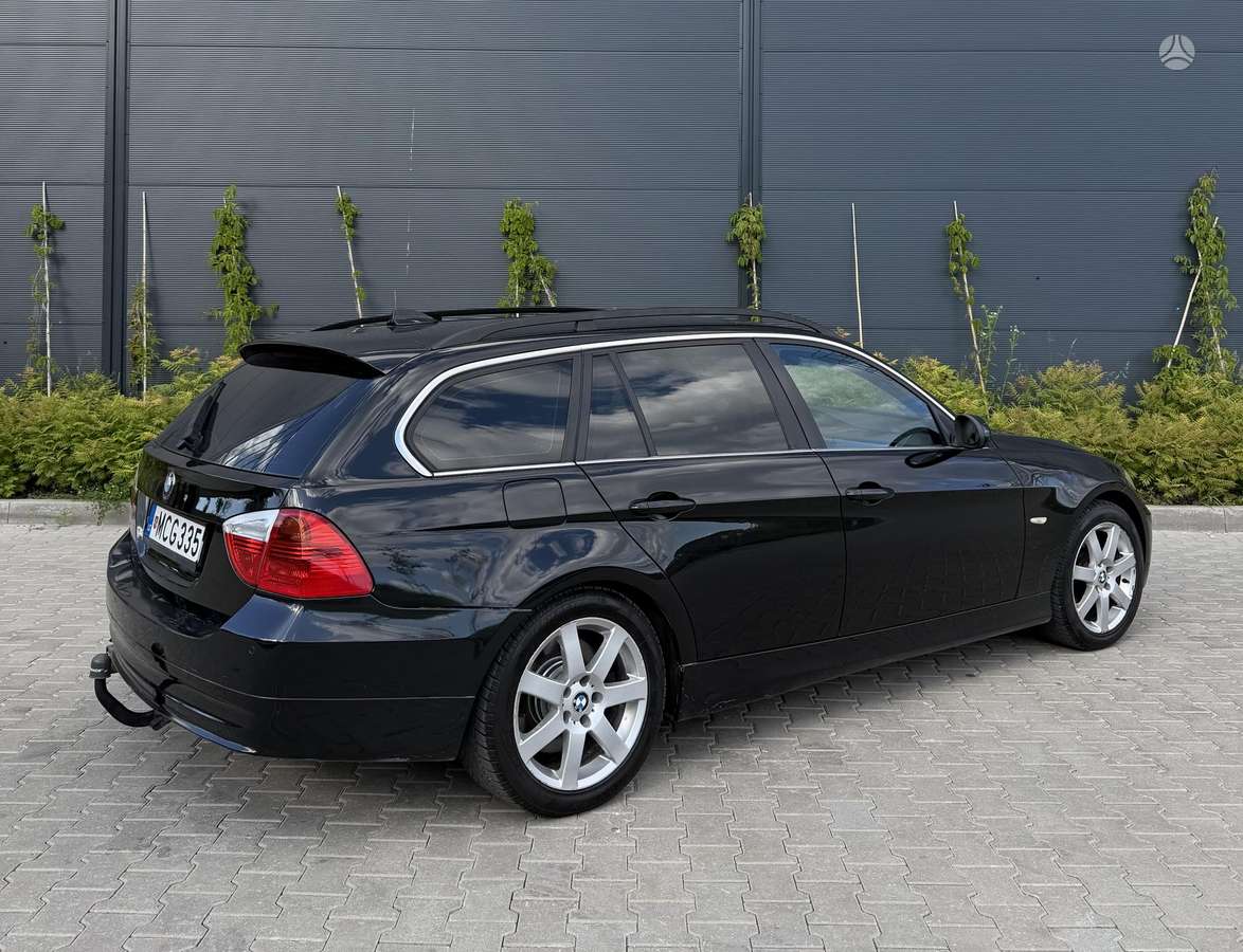 BMW 330, 3.0 l., Универсал