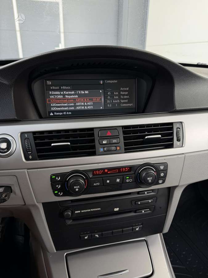 BMW 330, 3.0 l., Универсал