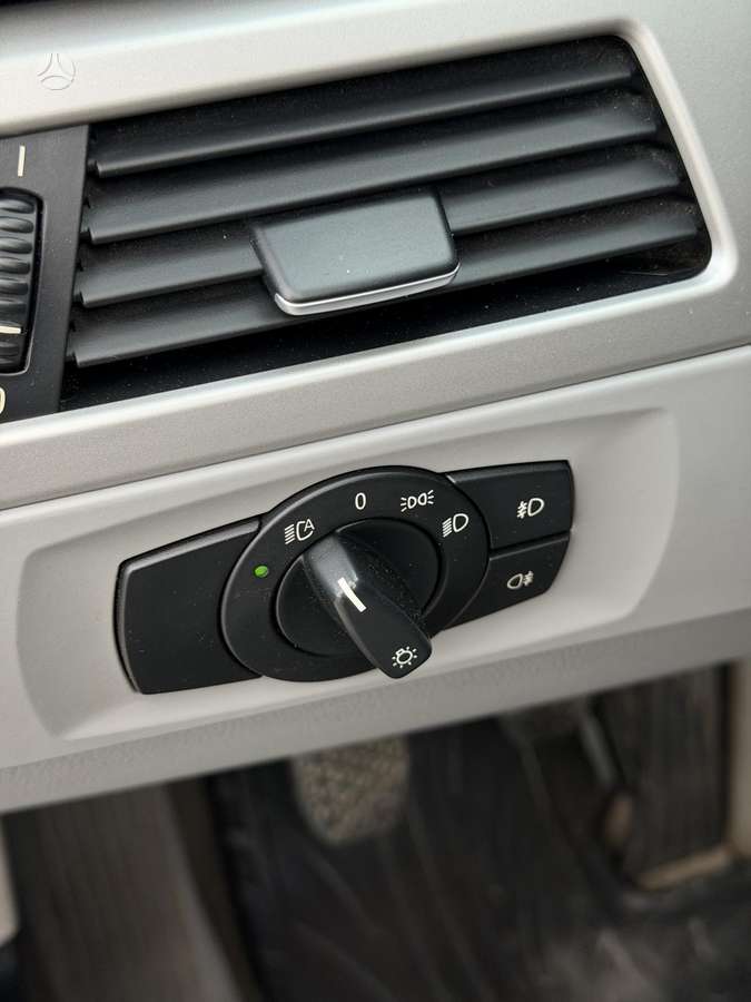 BMW 330, 3.0 l., Универсал