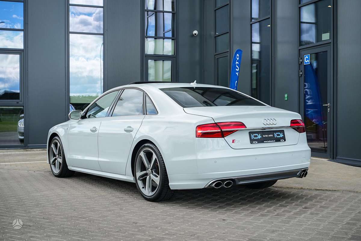 Audi S8, 4.0 l., Седан