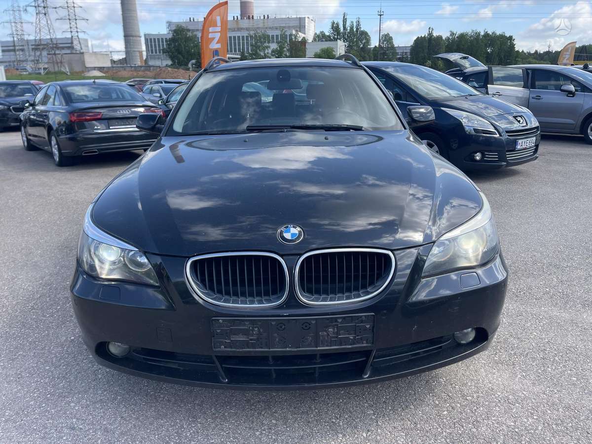 BMW 525, 2.5 l., Универсал