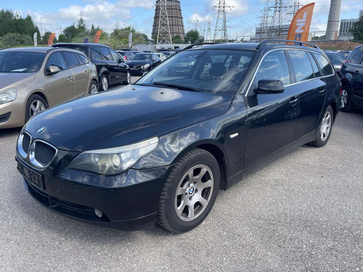 BMW 525, 2.5 l., Универсал