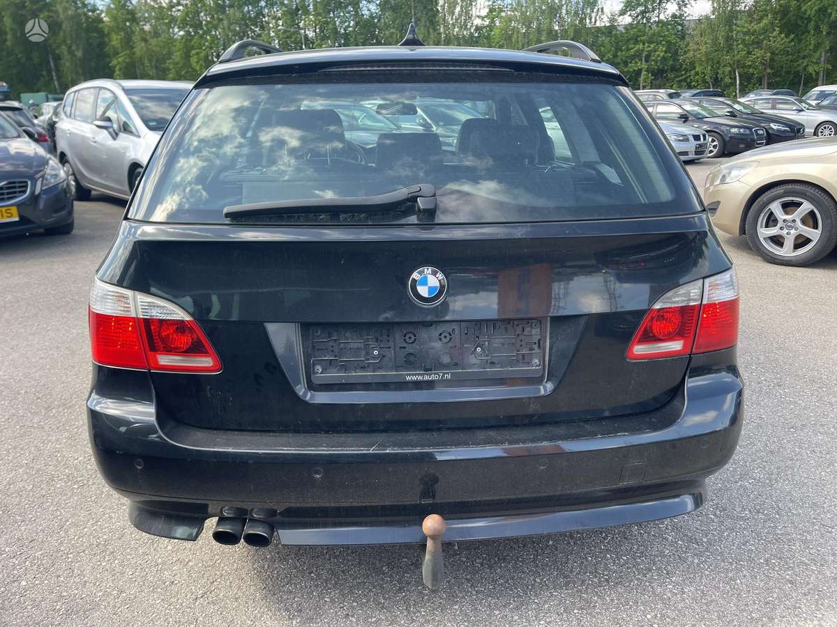 BMW 525, 2.5 l., Универсал