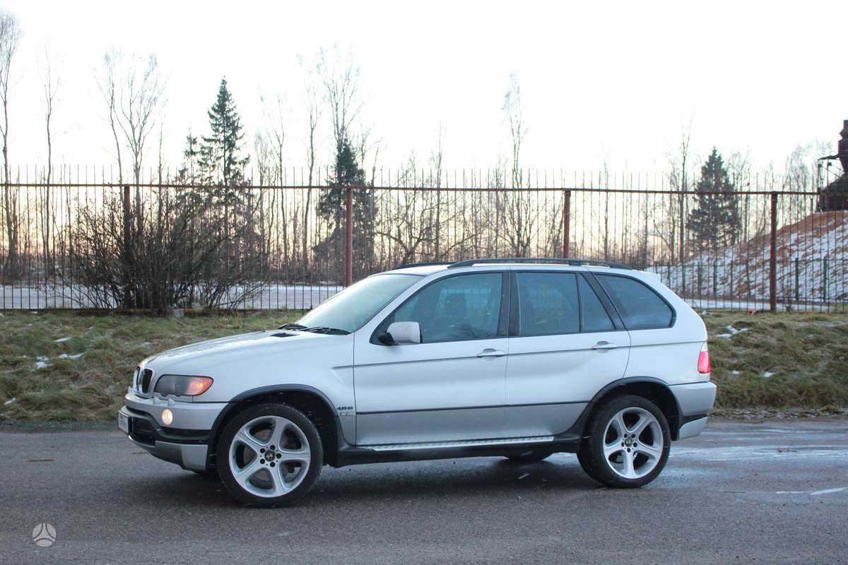 BMW X5 по частям. Taip pat parduodame dalimis bmw e24 e30 e31 e32