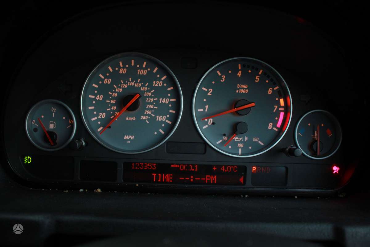 BMW X5 по частям. Taip pat parduodame dalimis bmw e24 e30 e31 e32
