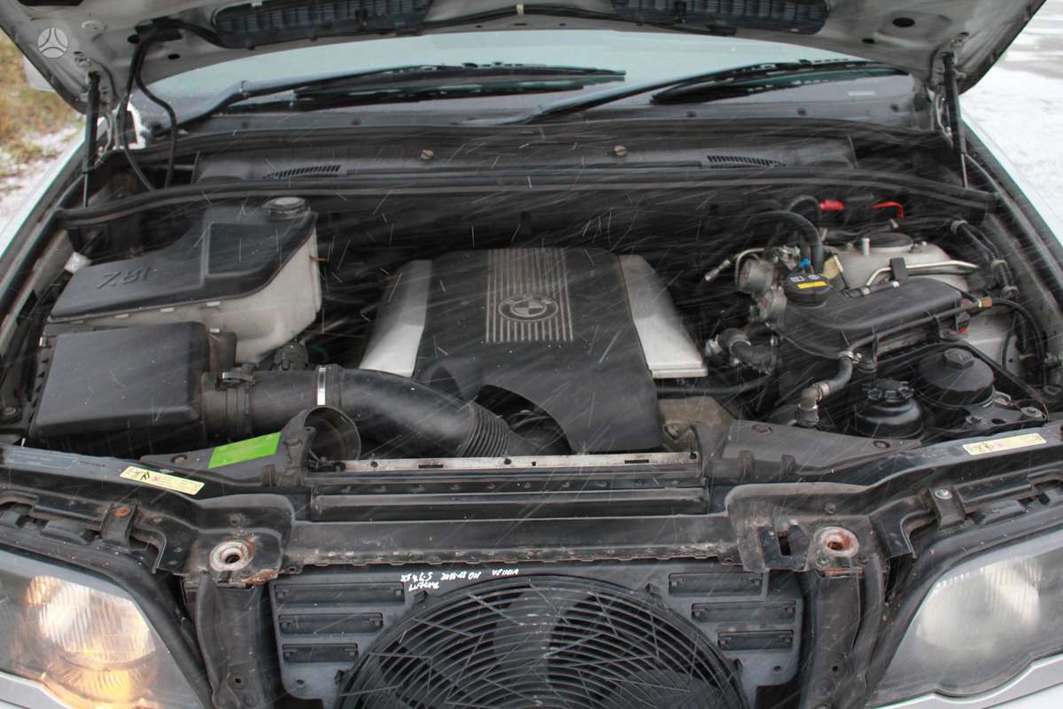 BMW X5 по частям. Taip pat parduodame dalimis bmw e24 e30 e31 e32