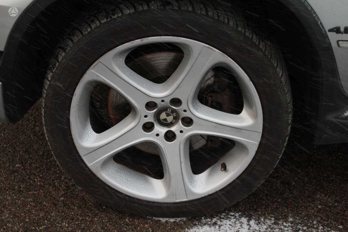 BMW X5 по частям. Taip pat parduodame dalimis bmw e24 e30 e31 e32