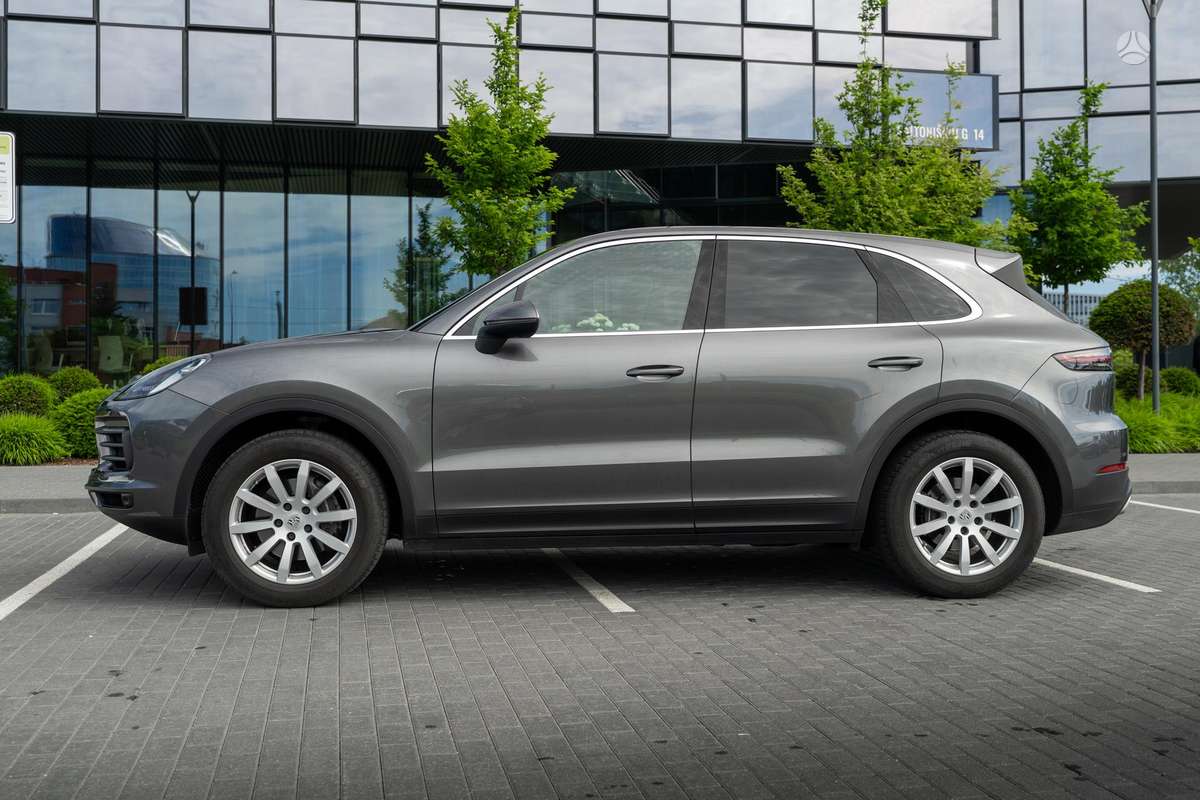 Porsche Cayenne - 12