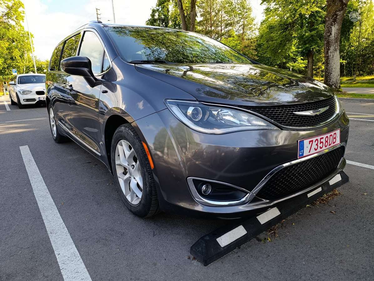 Chrysler Pacifica, 3.6 l., Минивэн