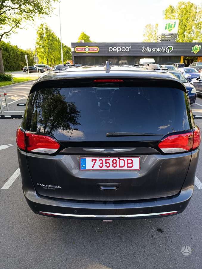 Chrysler Pacifica, 3.6 l., Минивэн