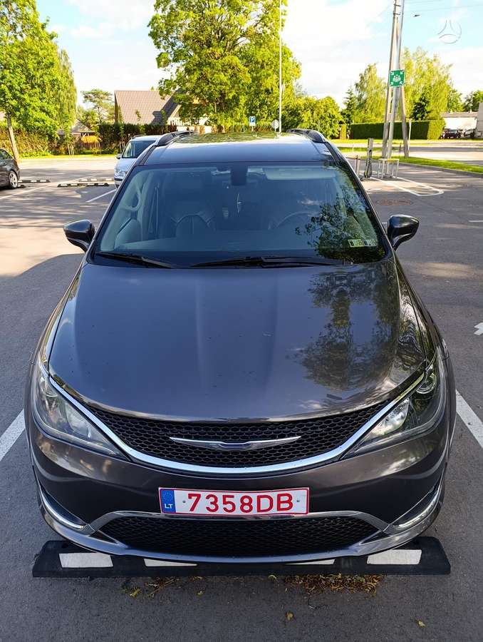 Chrysler Pacifica, 3.6 l., Минивэн