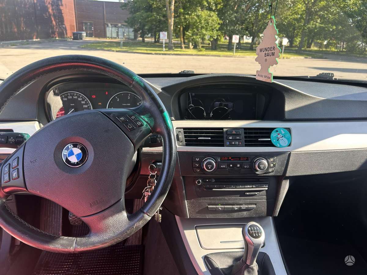 BMW 320, 2.0 l., Универсал