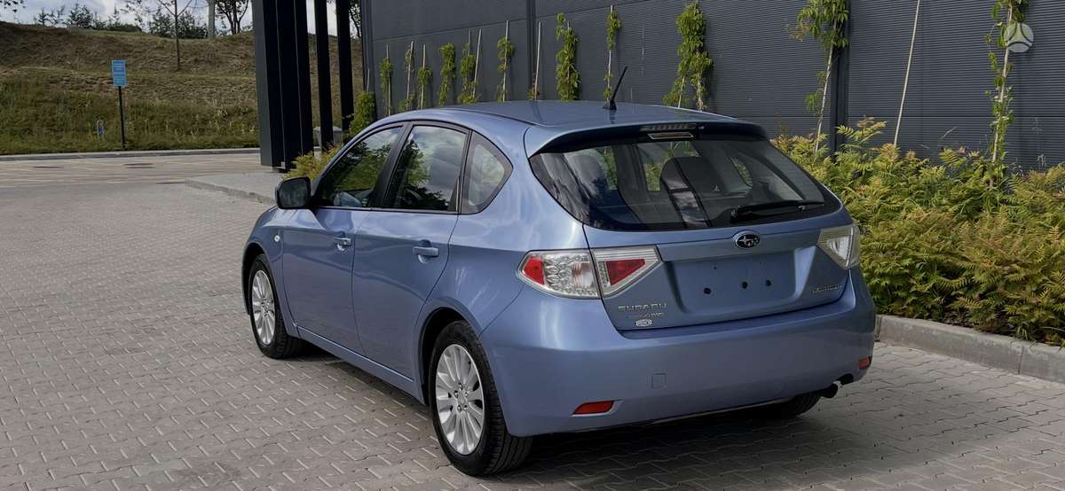 Subaru Impreza - 5
