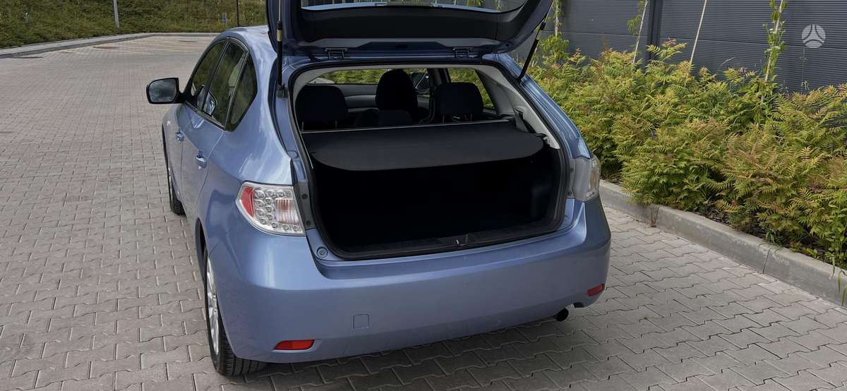 Subaru Impreza, 2.0 l., hatchback