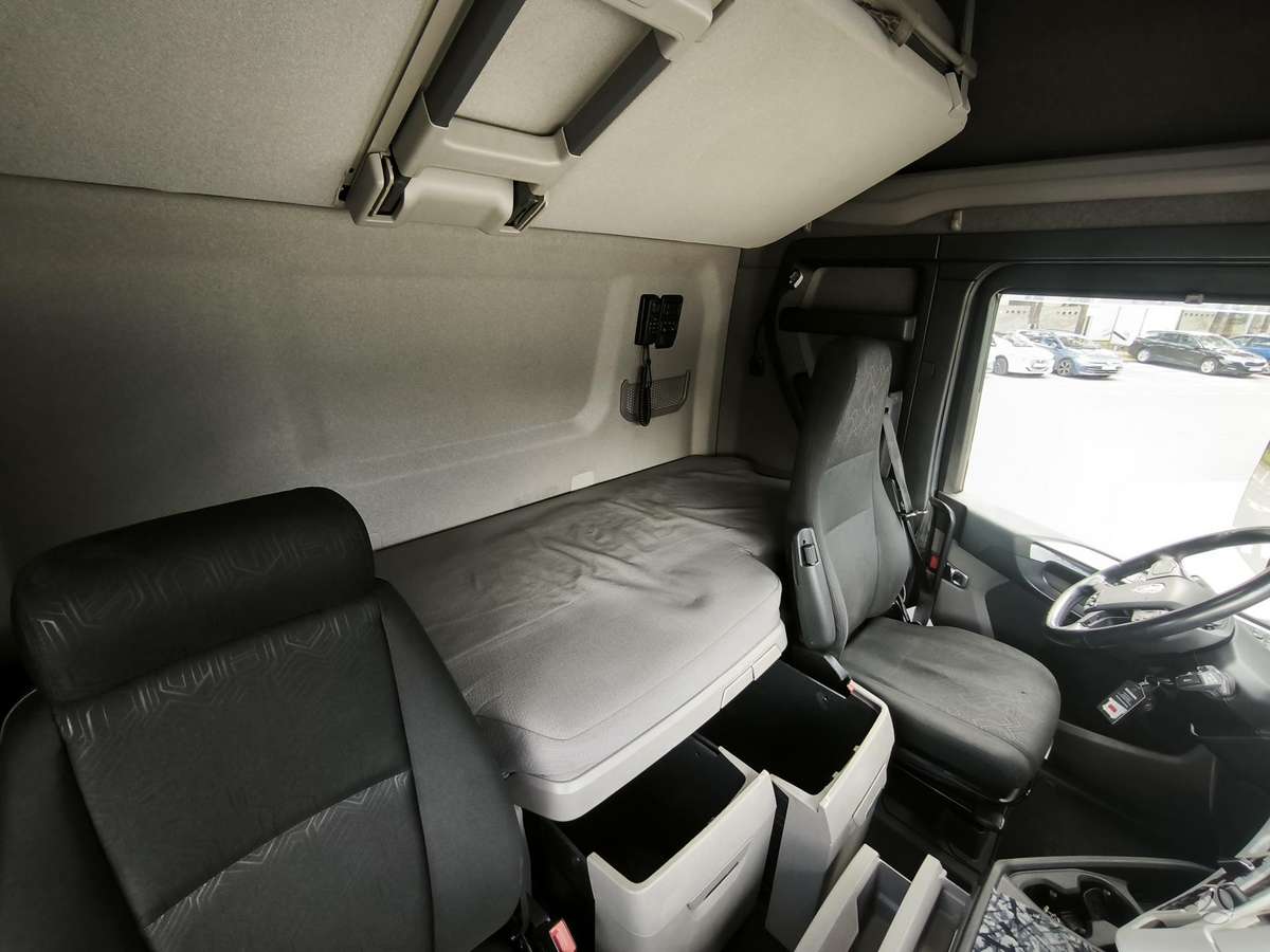 Scania S450  be EGR, double sleeper
