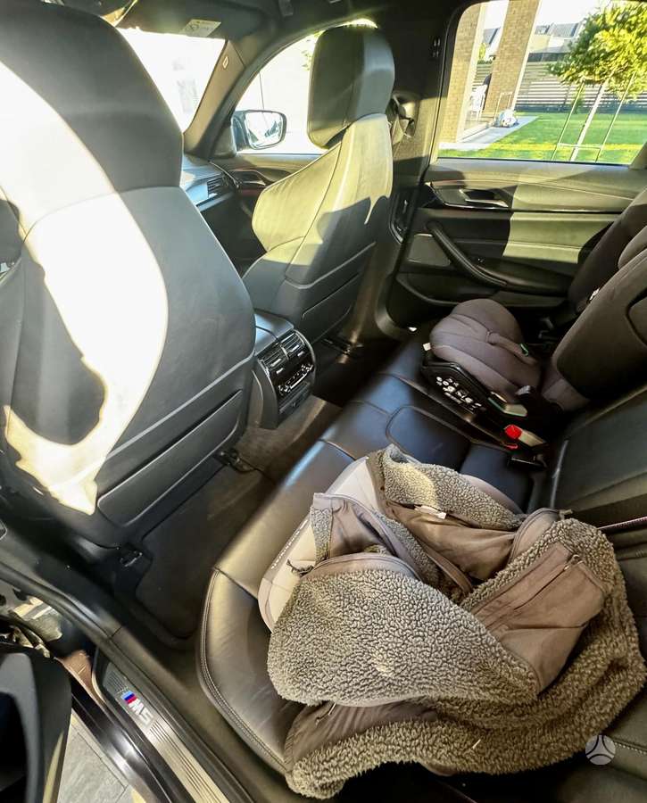 BMW M5, 4.4 l., Седан