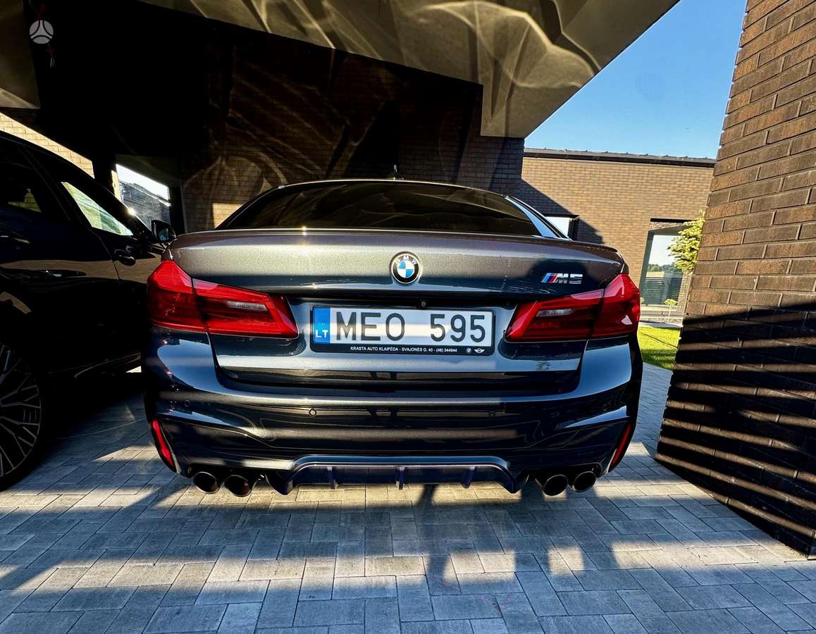 BMW M5, 4.4 l., Седан