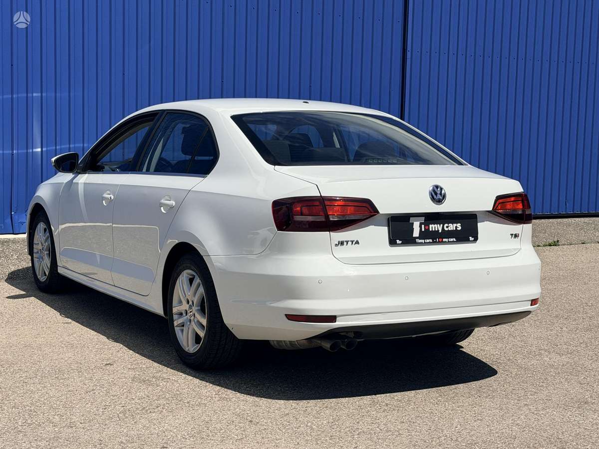 Volkswagen Jetta - 6