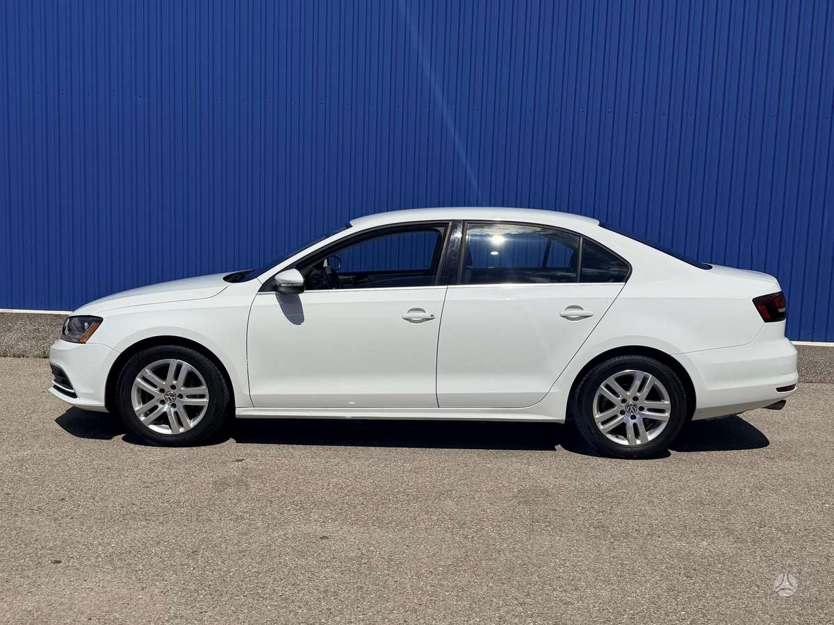 Volkswagen Jetta - 7