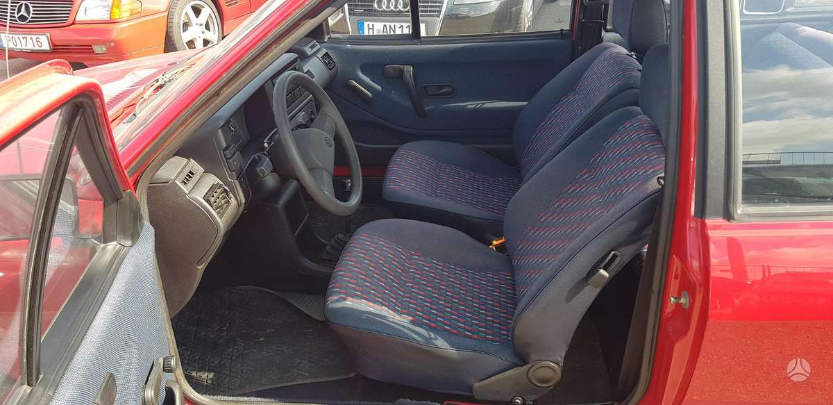 Volkswagen Polo - 10