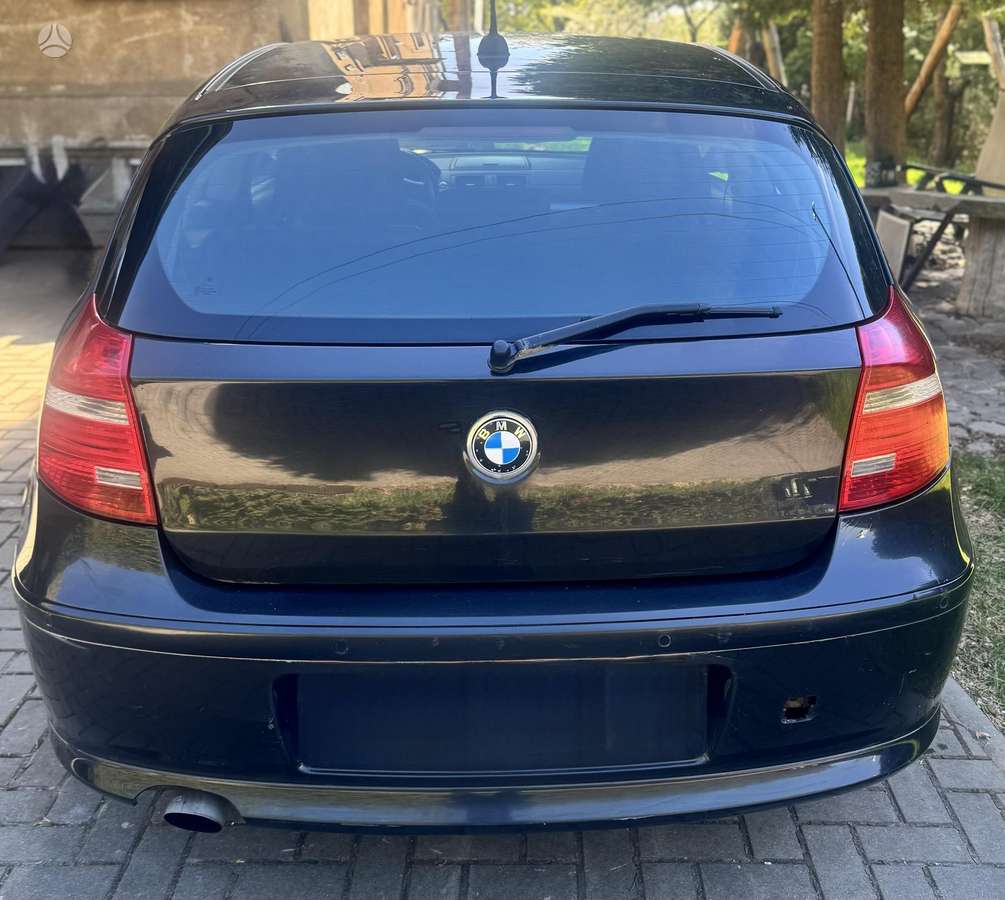 BMW 118, 2.0 l., Хэтчбек