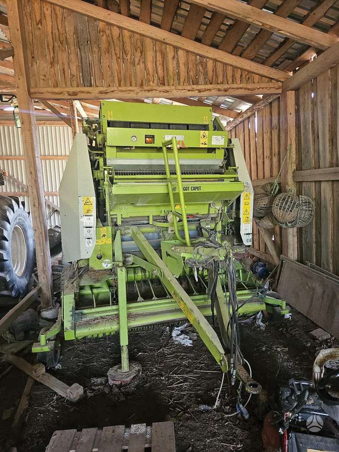 Krone Class Variant 260, balers